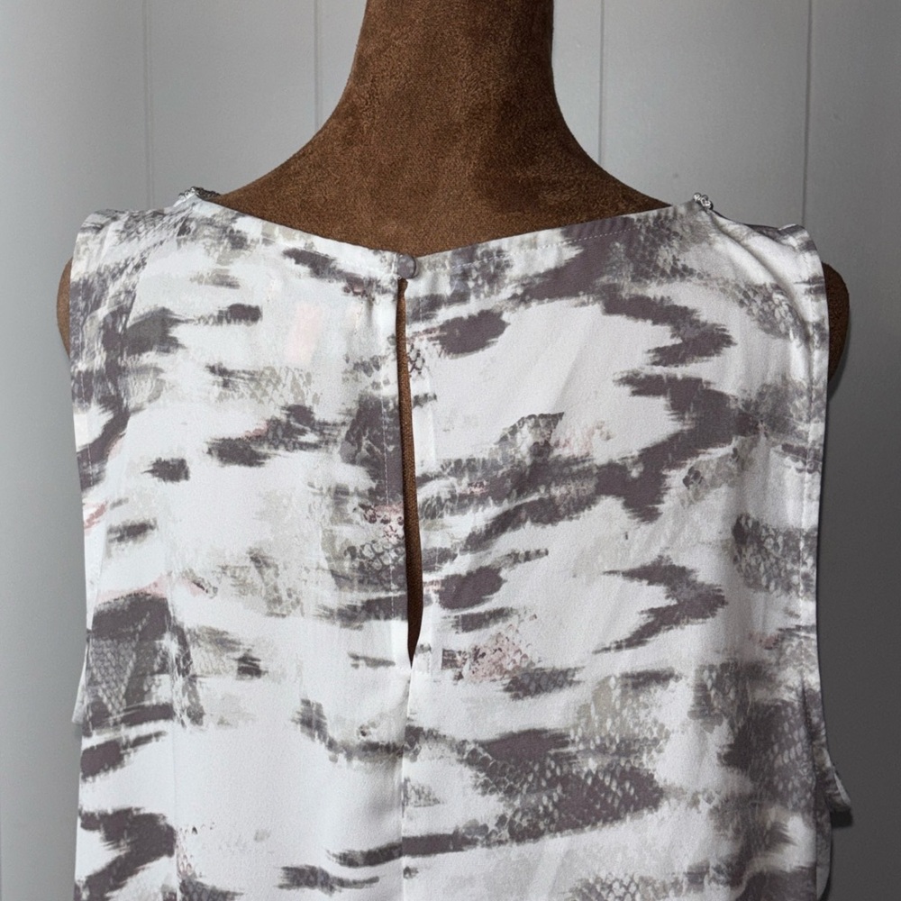 Juicy Couture white/Gray snake print rhinestone flowing front XL - Picture 6 of 16